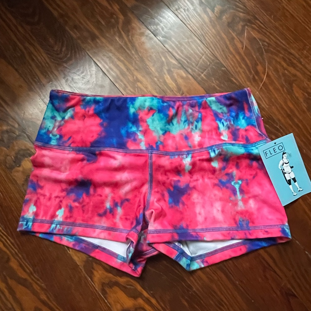 Fleo HRO Short